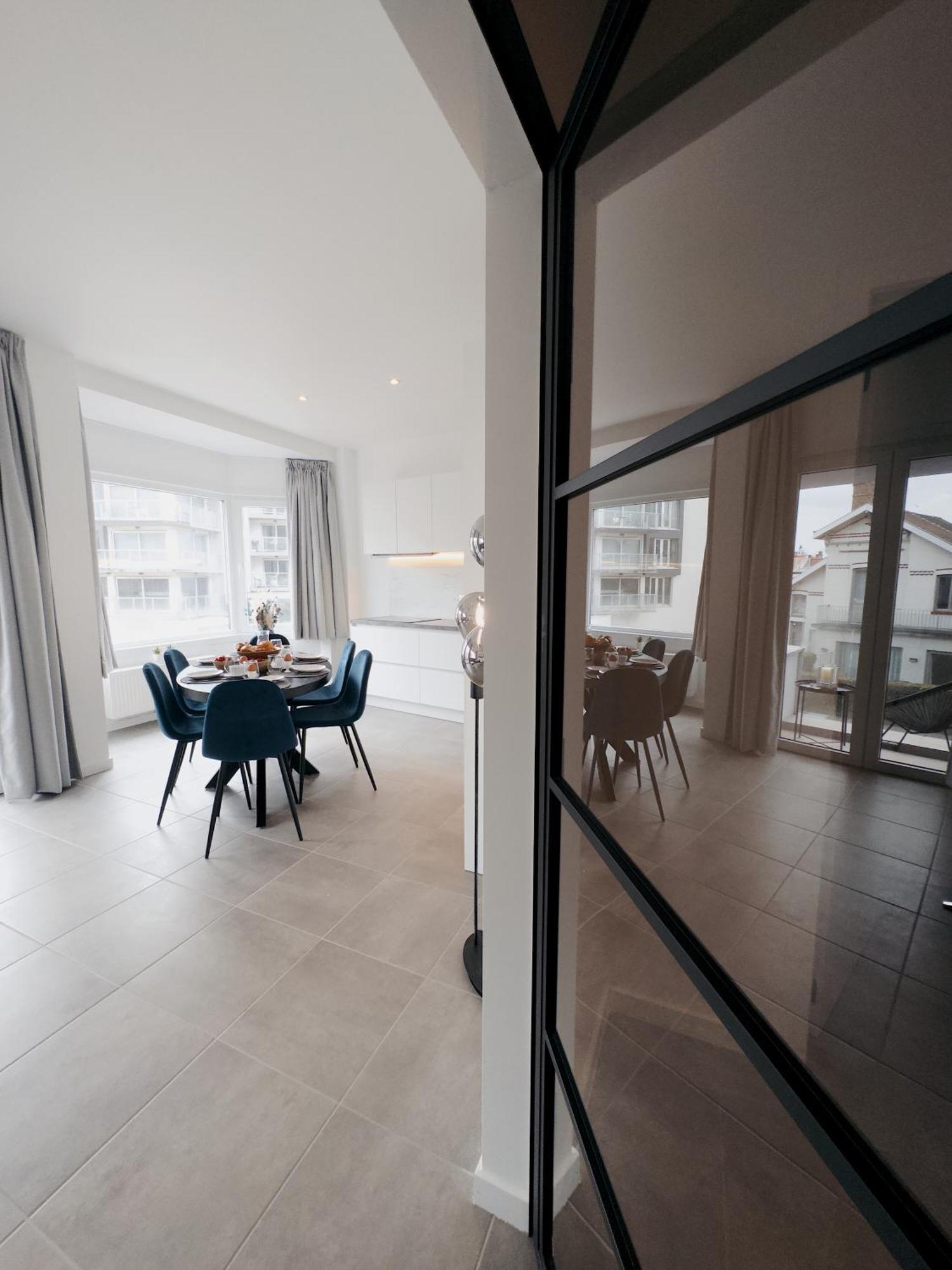Seaside Living - Stella * De Panne